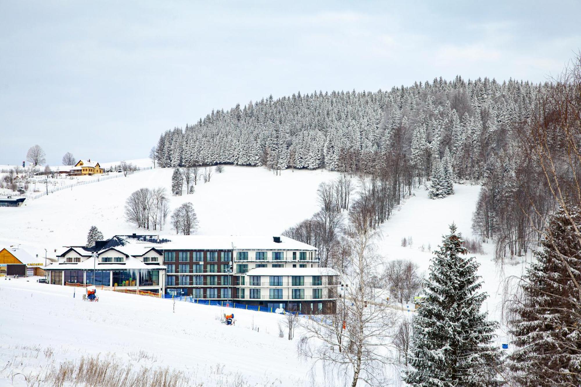 Czarna Perla - Czarna Gora Resort シェンナ エクステリア 写真